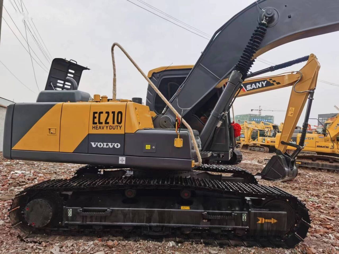 2019 Volvo EC210 Heavy Duty crawler excavator side view