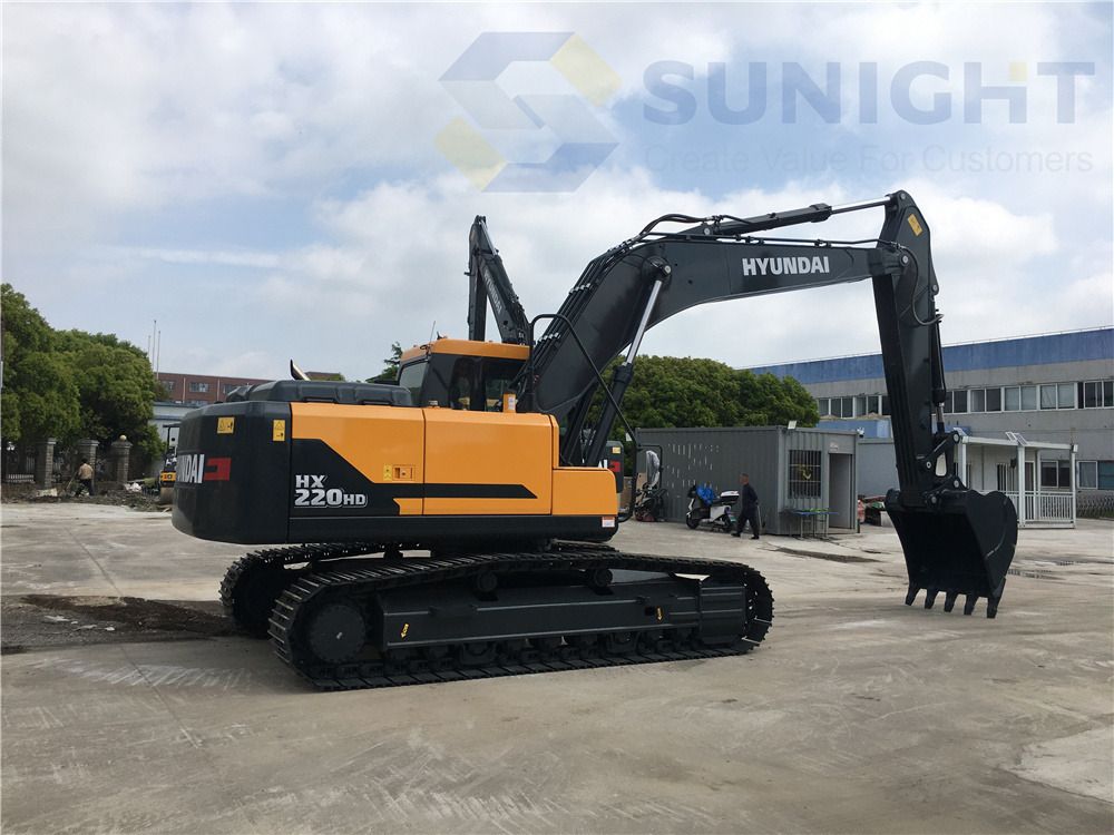 2026 Hyundai HX220HD crawler excavator, side view 2026 Hyundai HX220HD crawler excavator, side view