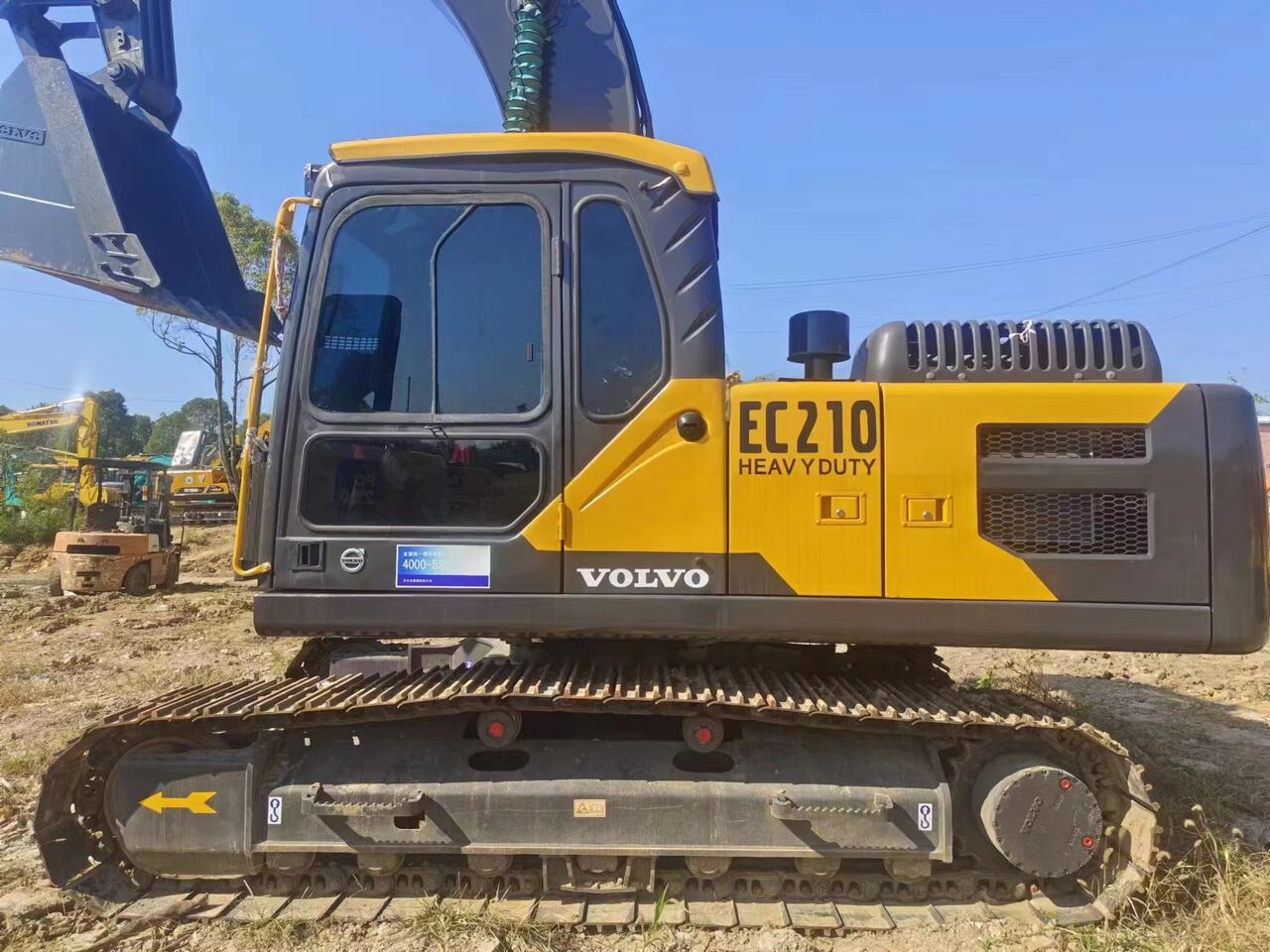 2023 Volvo EC210 Heavy Duty crawler excavator side view 2023 Volvo EC210 Heavy Duty crawler excavator side view