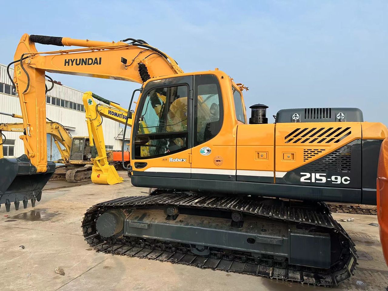 2023 Hyundai 215-9C crawler excavator, side profile view 2023 Hyundai 215-9C crawler excavator, side profile view