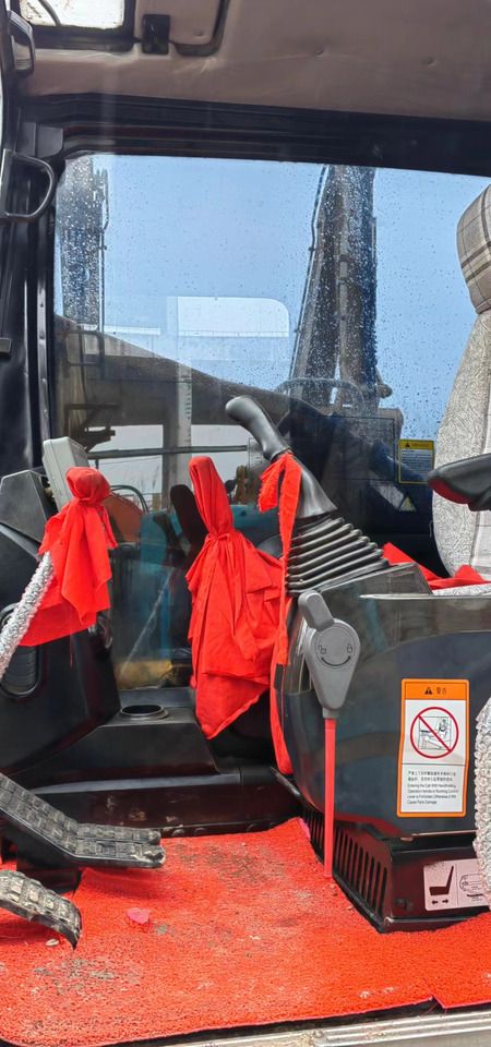 2020 Sany SY215C Crawler Excavator interior cab view 2020 Sany SY215C Crawler Excavator interior cab view