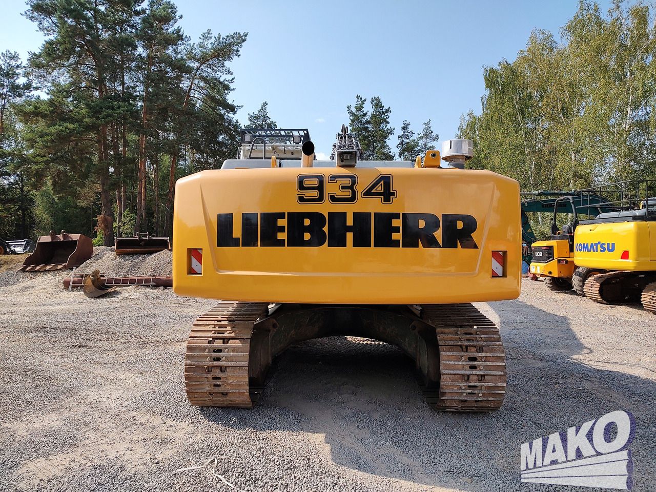 2012 Liebherr 934 crawler excavator, rear view 2012 Liebherr 934 crawler excavator, rear view