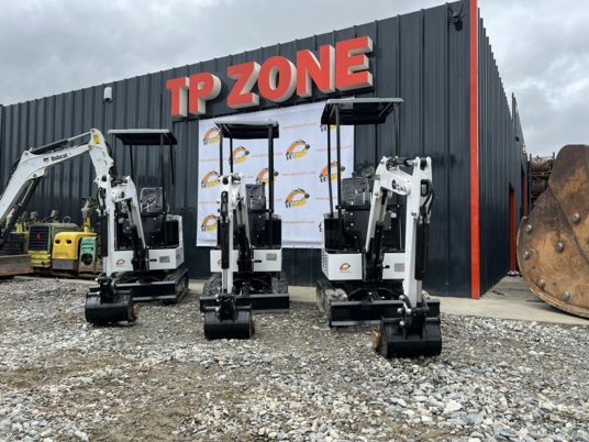 JPC KV12 mini excavator, front view
