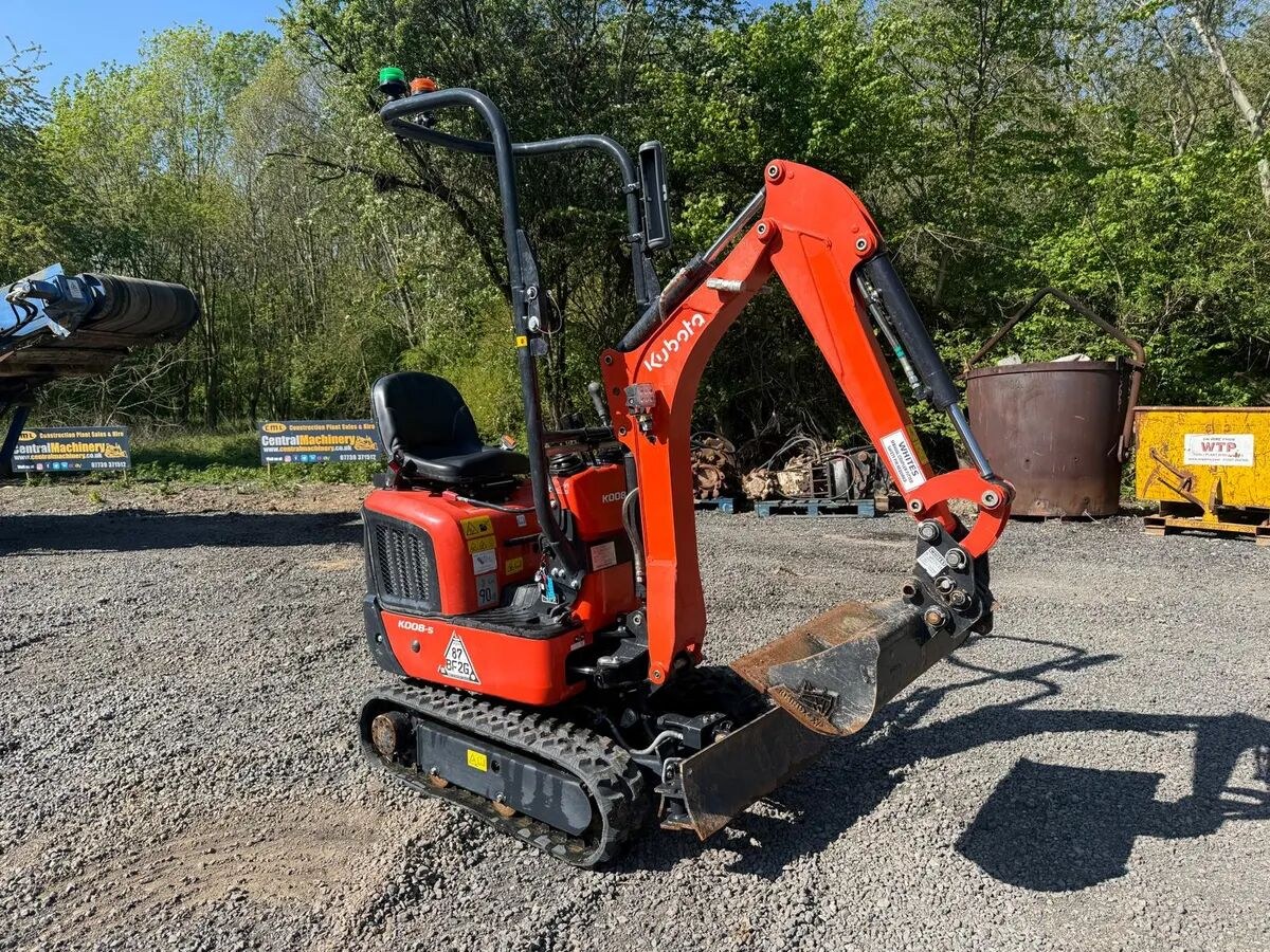 2025 Kubota 008-5 mini excavator, side view
