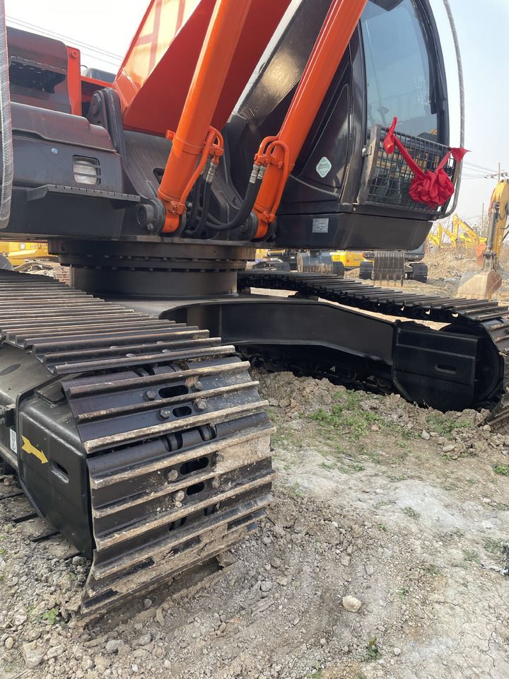 2025 Hitachi ZX210 crawler excavator side view 2025 Hitachi ZX210 crawler excavator side view