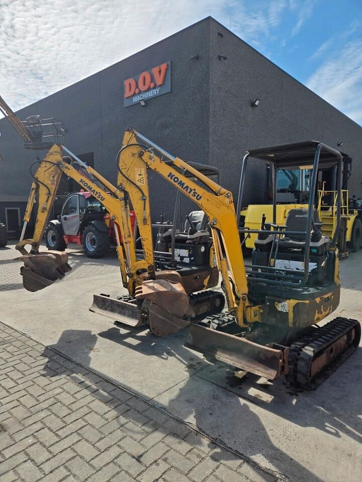 2016 Komatsu PC16R mini excavator, front three-quarter view 2016 Komatsu PC16R mini excavator, front three-quarter view