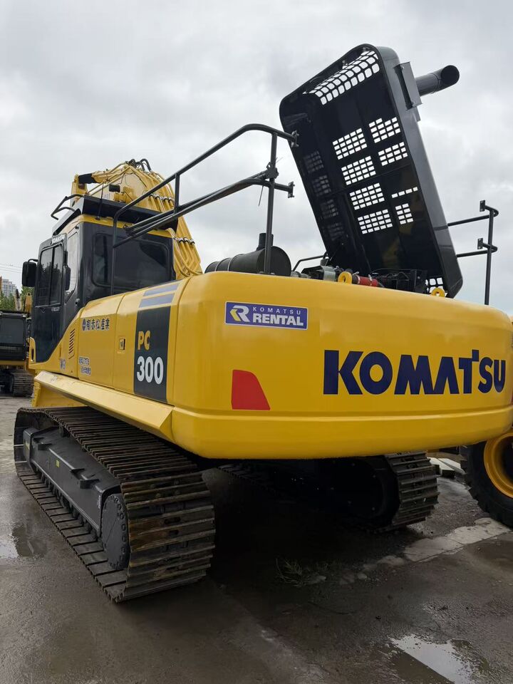 2025 Komatsu PC300 crawler excavator rear three-quarter view
