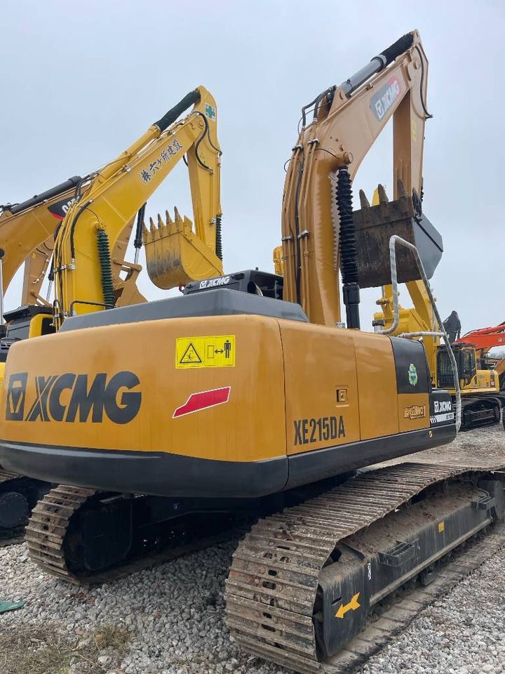 2023 XCMG XE215DA crawler excavator, rear three-quarter view 2023 XCMG XE215DA crawler excavator, rear three-quarter view