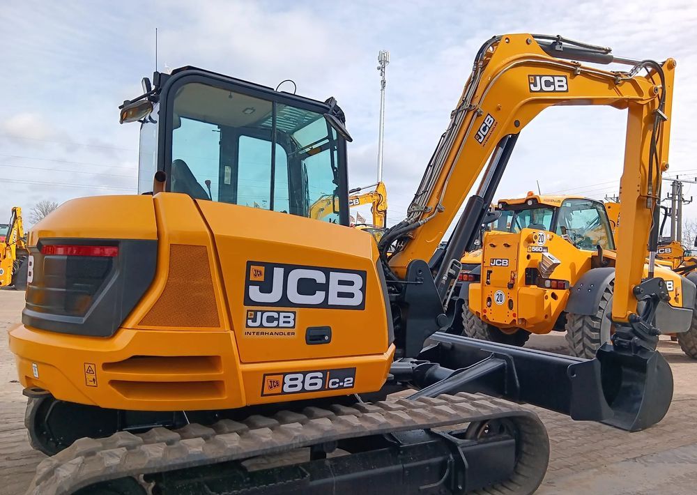 2021 JCB 86C-2 crawler excavator, rear three-quarter view 2021 JCB 86C-2 crawler excavator, rear three-quarter view