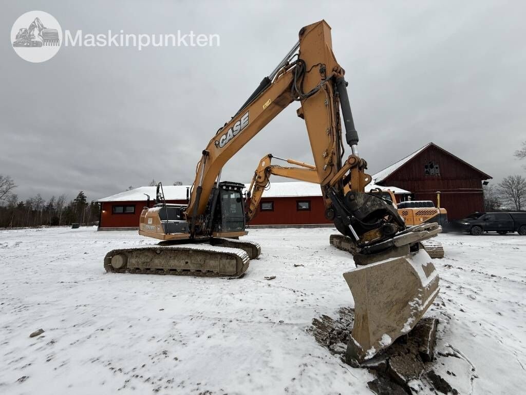2014 CASE CX210C crawler excavator, side profile view 2014 CASE CX210C crawler excavator, side profile view