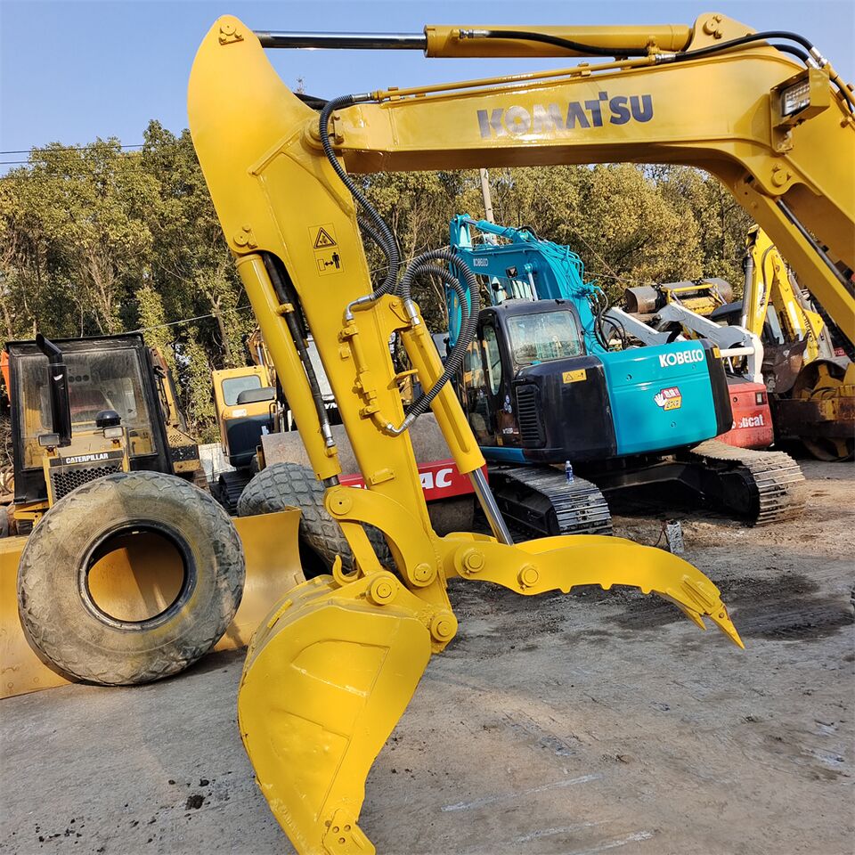 2024 Komatsu PC55 crawler excavator boom and bucket view 2024 Komatsu PC55 crawler excavator boom and bucket view