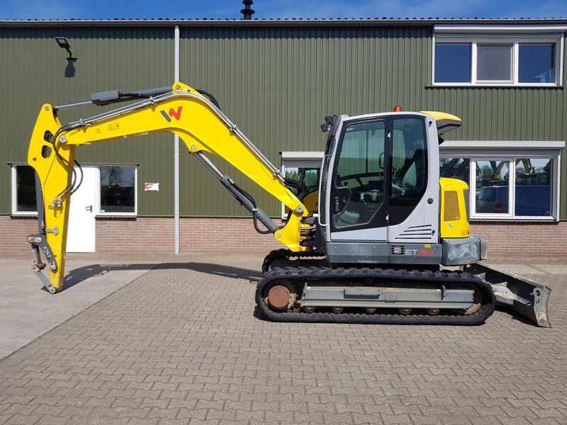 2018 Wacker Neuson ET90 crawler excavator, side view 2018 Wacker Neuson ET90 crawler excavator, side view