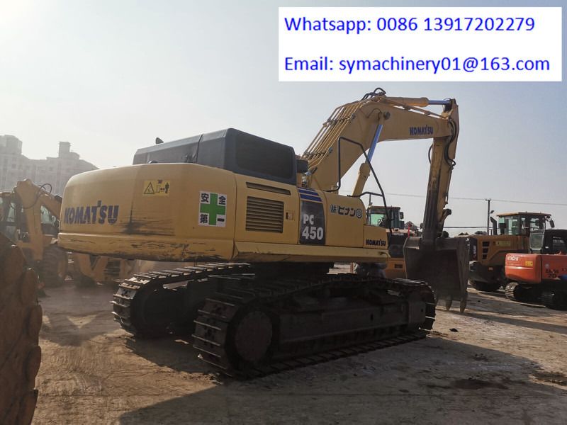 2022 Komatsu PC450-8 crawler excavator rear three-quarter view 2022 Komatsu PC450-8 crawler excavator rear three-quarter view