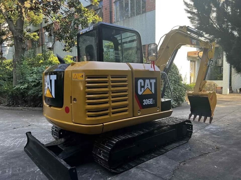 2020 Caterpillar 306E2 mini excavator, rear three-quarter view 2020 Caterpillar 306E2 mini excavator, rear three-quarter view