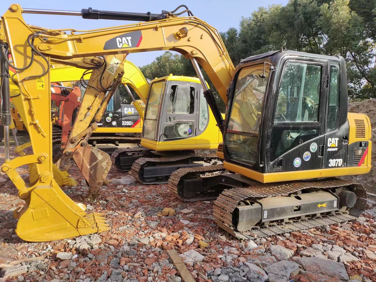 2018 Caterpillar 307D mini excavator, side profile view 2018 Caterpillar 307D mini excavator, side profile view