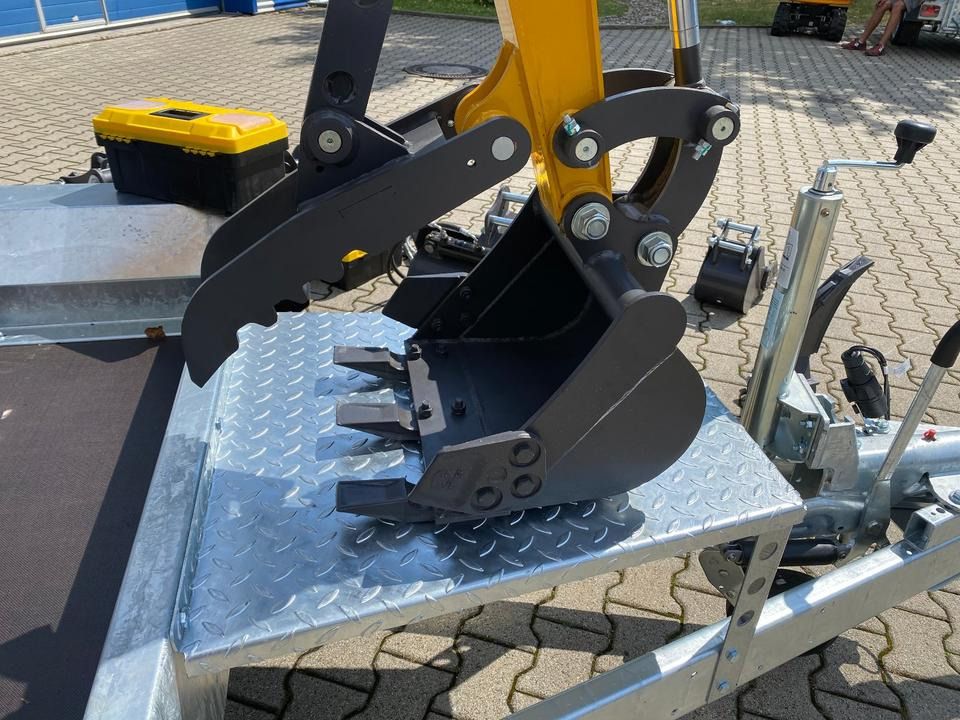 BK1000JSR Mini excavator attachment detail BK1000JSR Mini excavator attachment detail