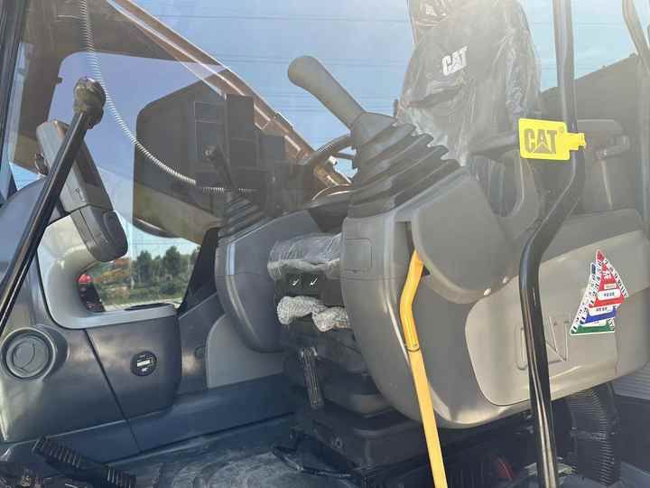 2022 Caterpillar 330D2L Гусеничний екскаватор 2022 Caterpillar 330D2L Гусеничний екскаватор
