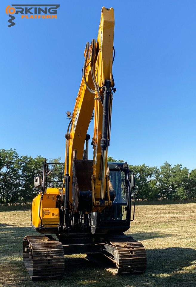 2019 JCB JS131LC excavator, front view