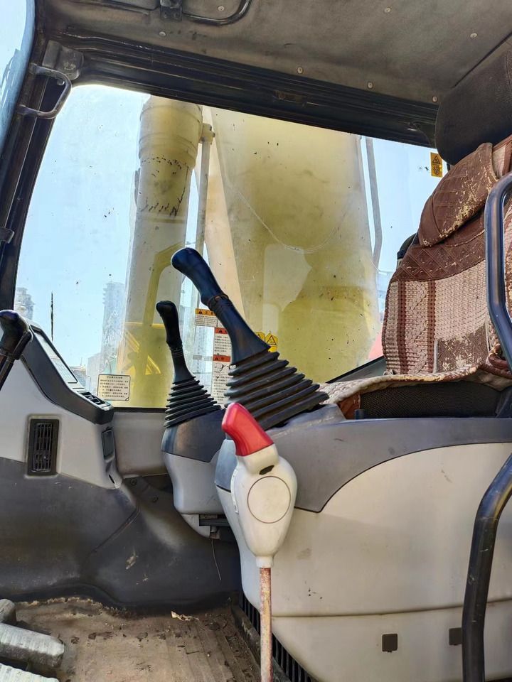 2018 Komatsu PC300-7 crawler excavator interior view