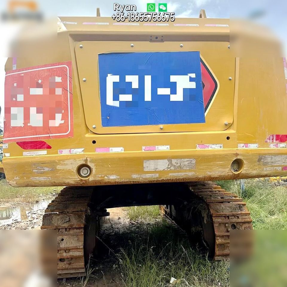 2021 Caterpillar 395 crawler excavator rear view