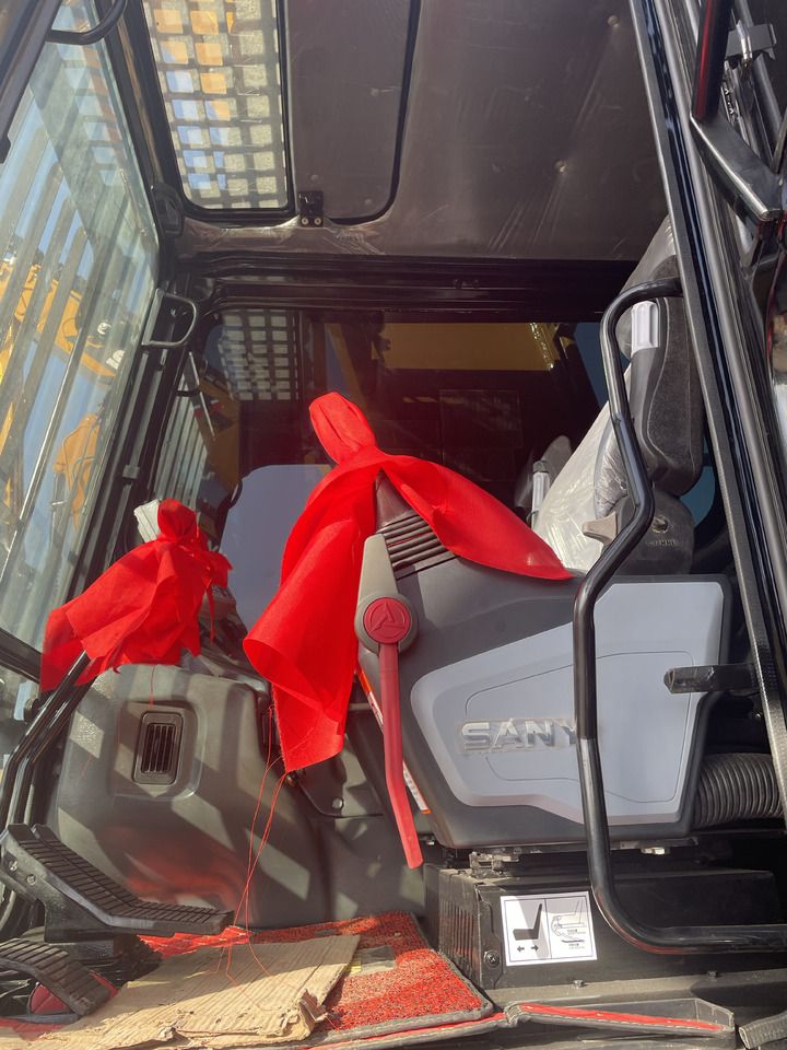 2024 Sany SY365H crawler excavator interior view