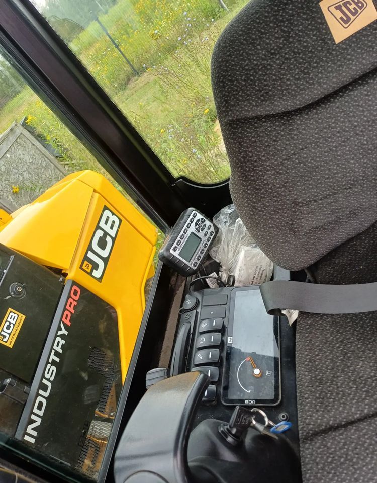2022 JCB 19C-1 crawler excavator interior view 2022 JCB 19C-1 crawler excavator interior view