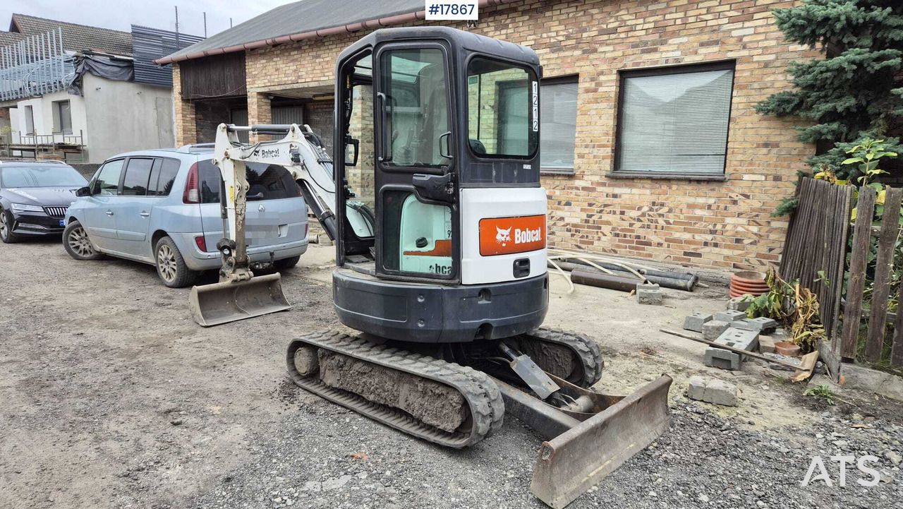 2015 Bobcat E25EM mini excavator, front three-quarter view 2015 Bobcat E25EM mini excavator, front three-quarter view
