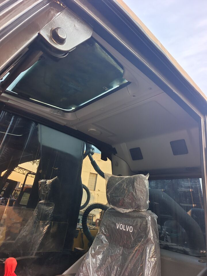2025 Volvo EC350D crawler excavator interior view 2025 Volvo EC350D crawler excavator interior view