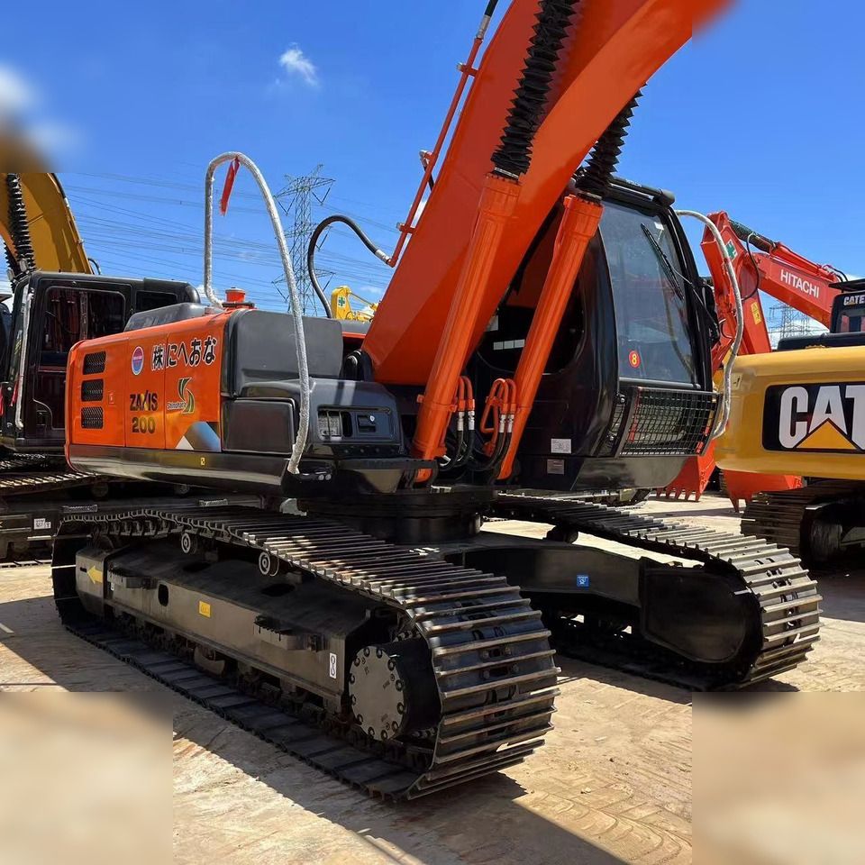 2019 Hitachi Zaxis 200 crawler excavator, side view 2019 Hitachi Zaxis 200 crawler excavator, side view