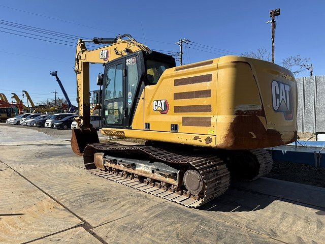 2020 Caterpillar 320GC crawler excavator, rear three-quarter view 2020 Caterpillar 320GC crawler excavator, rear three-quarter view