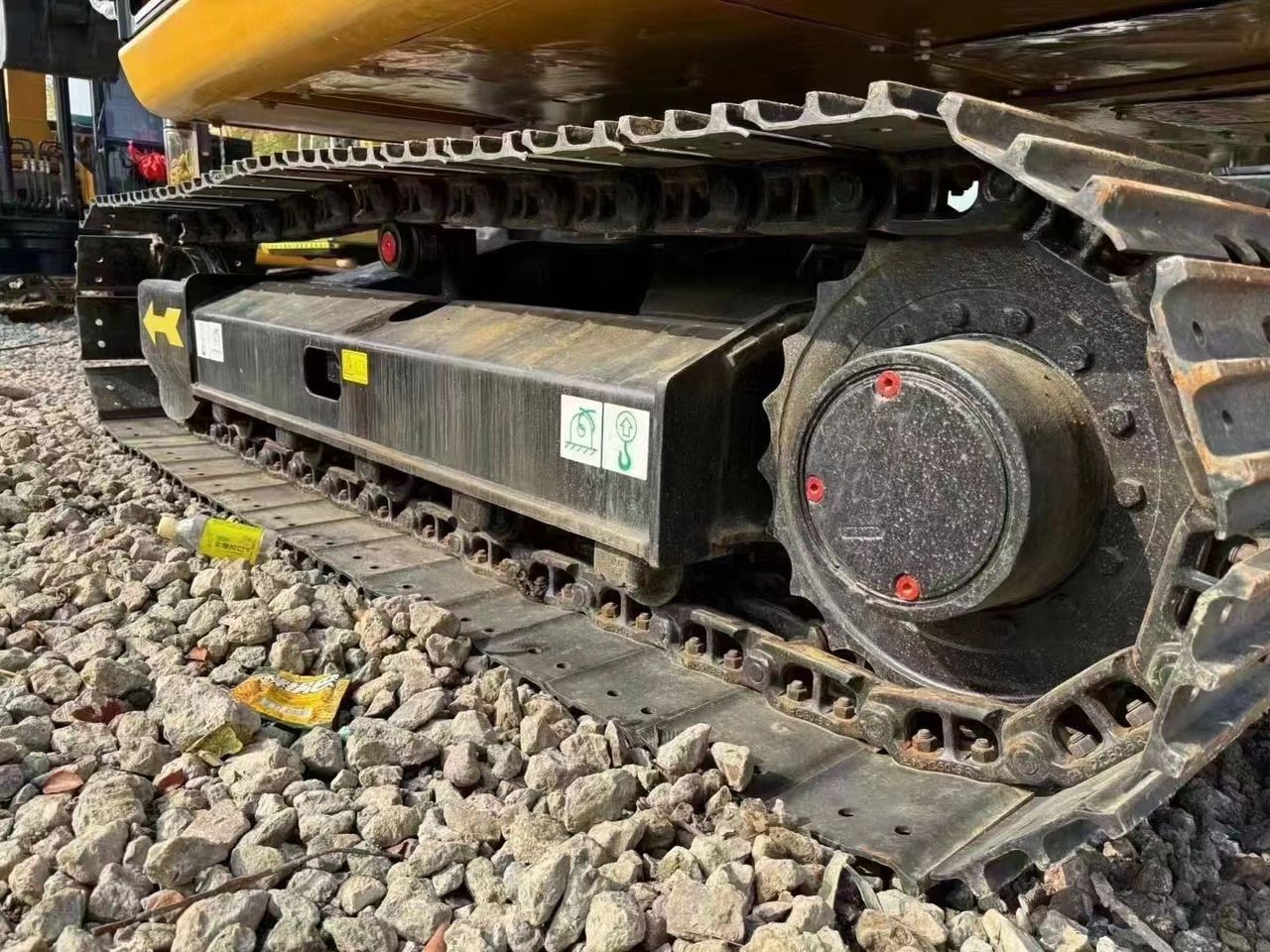 2022 Caterpillar 307E mini excavator track assembly detail 2022 Caterpillar 307E mini excavator track assembly detail