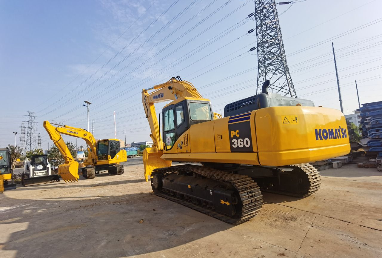 2020 Komatsu PC360 crawler excavator, rear three-quarter view 2020 Komatsu PC360 crawler excavator, rear three-quarter view
