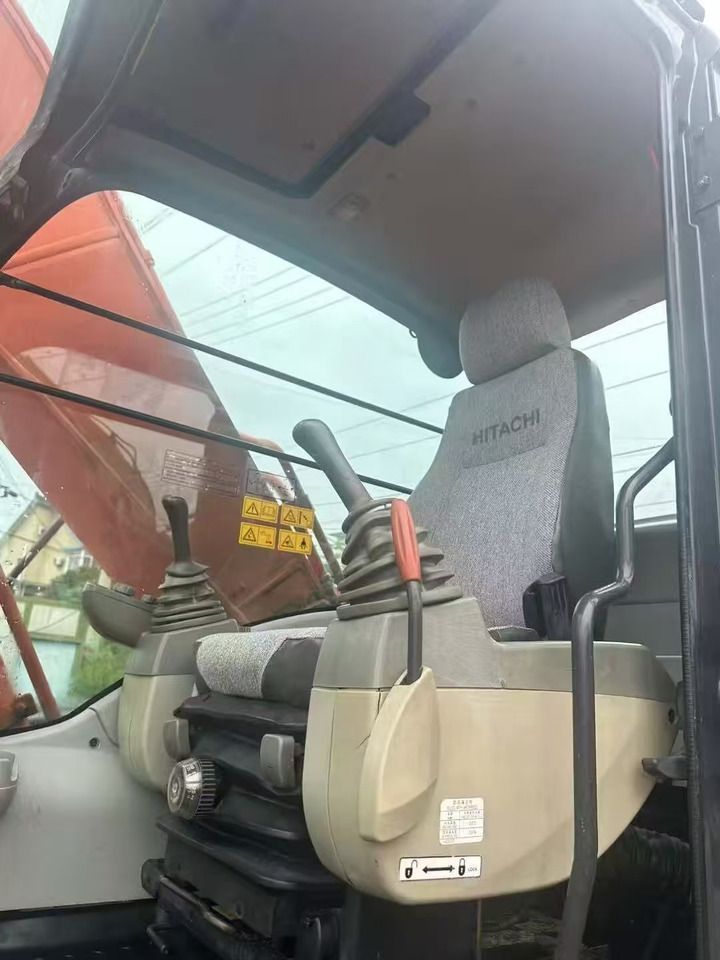 2022 Hitachi ZX200-5 crawler excavator interior view 2022 Hitachi ZX200-5 crawler excavator interior view