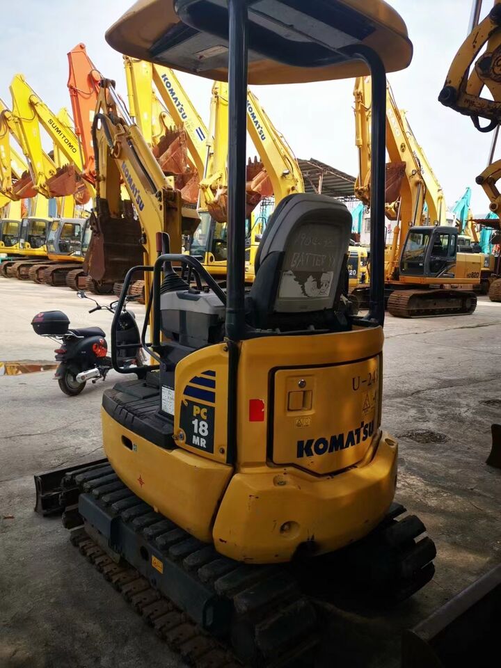 2022 Komatsu PC18MR mini excavator rear view 2022 Komatsu PC18MR mini excavator rear view