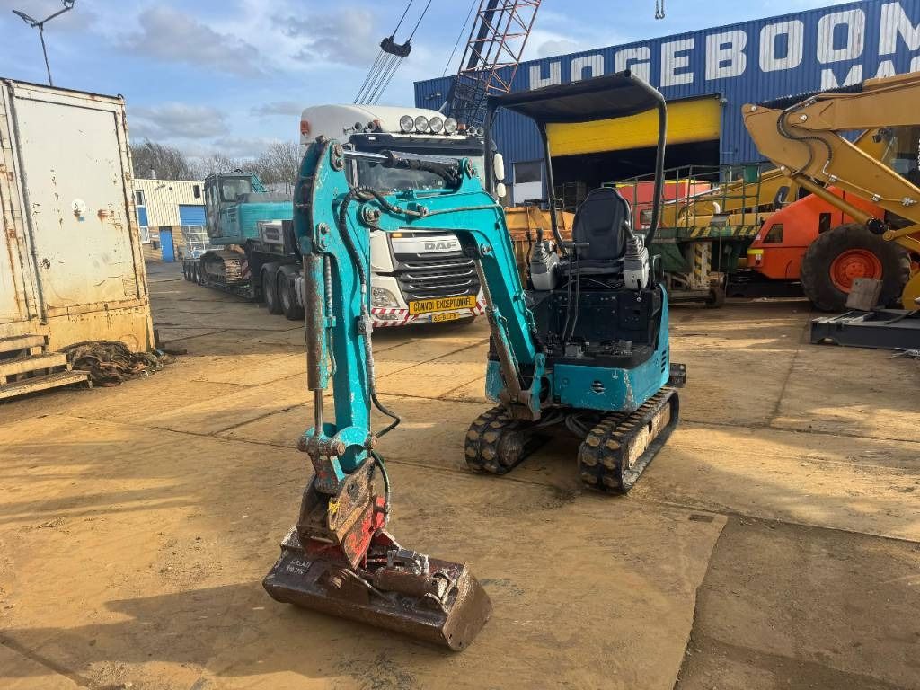 2017 Hitachi ZX17U mini excavator, front three-quarter view 2017 Hitachi ZX17U mini excavator, front three-quarter view
