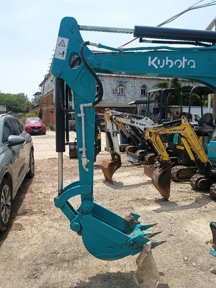2024 Kubota U-30 mini excavator boom and bucket view 2024 Kubota U-30 mini excavator boom and bucket view