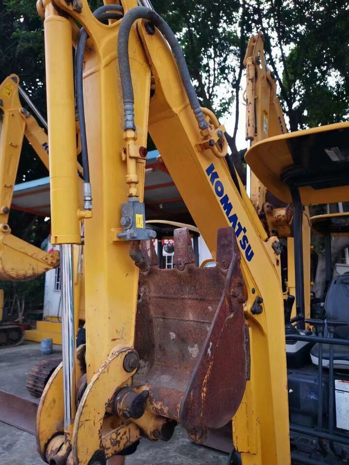 2022 Komatsu PC18MR mini excavator boom and bucket view 2022 Komatsu PC18MR mini excavator boom and bucket view