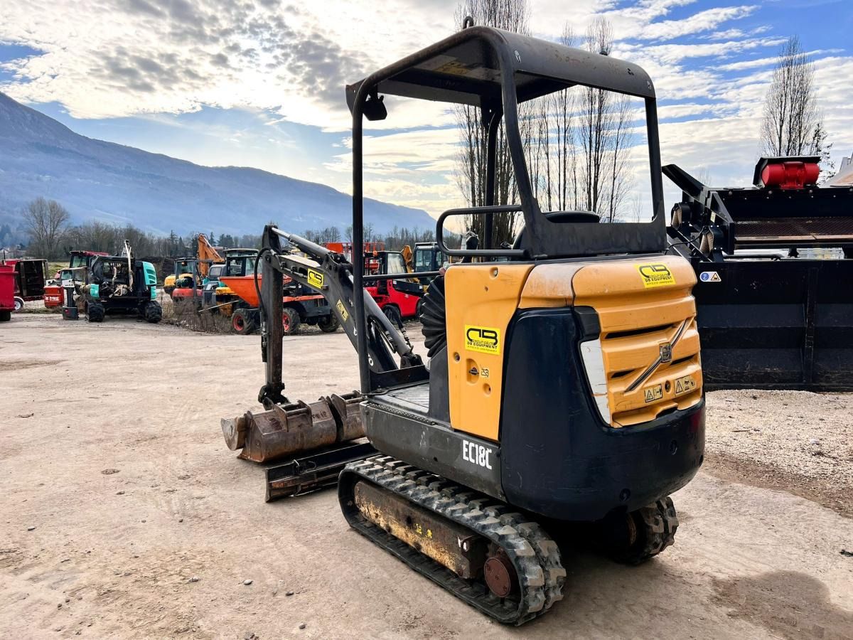 2015 Volvo EC18C mini excavator, rear three-quarter view 2015 Volvo EC18C mini excavator, rear three-quarter view