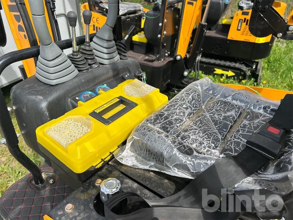 2025 JPC HT-12 mini excavator operator station view 2025 JPC HT-12 mini excavator operator station view