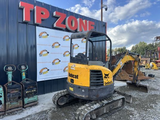 2016 Bobcat E26 mini excavator, rear three-quarter view 2016 Bobcat E26 mini excavator, rear three-quarter view