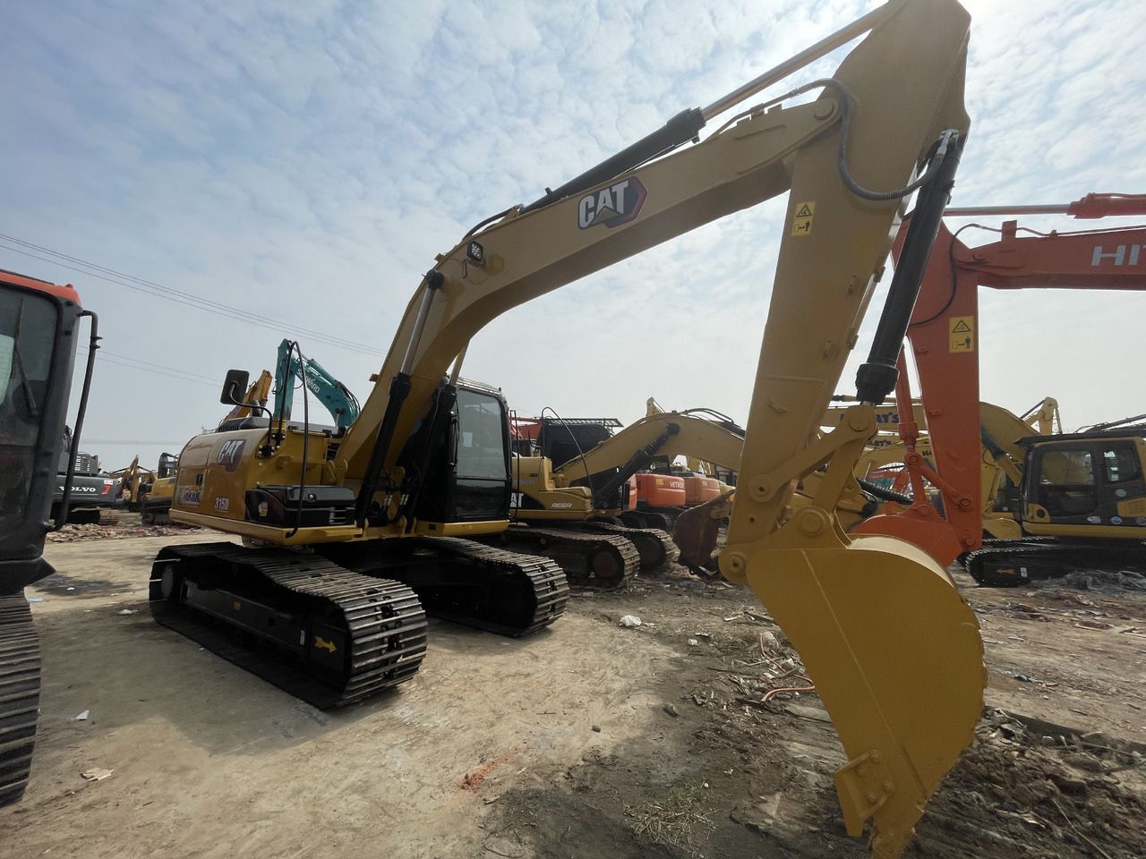 2023 Caterpillar 315D crawler excavator, side view 2023 Caterpillar 315D crawler excavator, side view