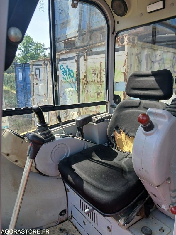 2012 Wacker Neuson 28Z3 mini excavator interior cab view 2012 Wacker Neuson 28Z3 mini excavator interior cab view