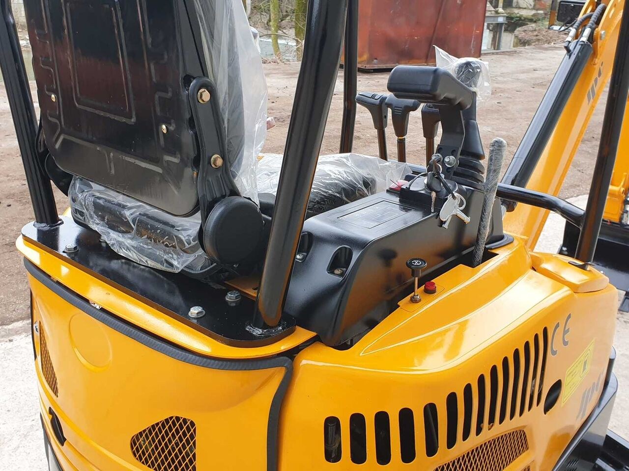 2024 Kubota HT18 mini excavator, side profile view 2024 Kubota HT18 mini excavator, side profile view
