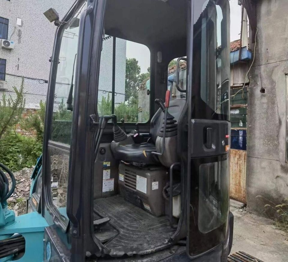 2018 Kobelco SK55 crawler excavator cab interior view 2018 Kobelco SK55 crawler excavator cab interior view