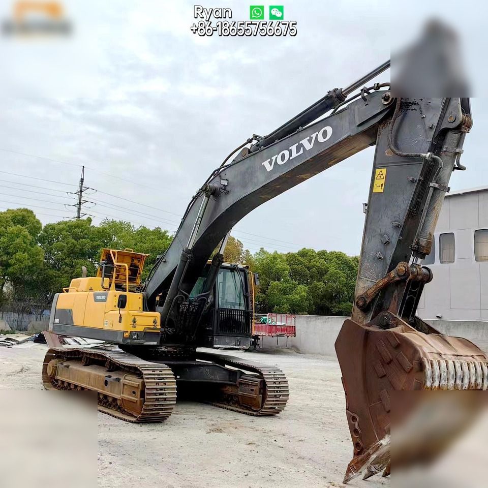 2021 Volvo EC480DL crawler excavator, side view