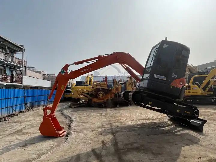 2020 Hitachi ZX55UR crawler excavator side view 2020 Hitachi ZX55UR crawler excavator side view