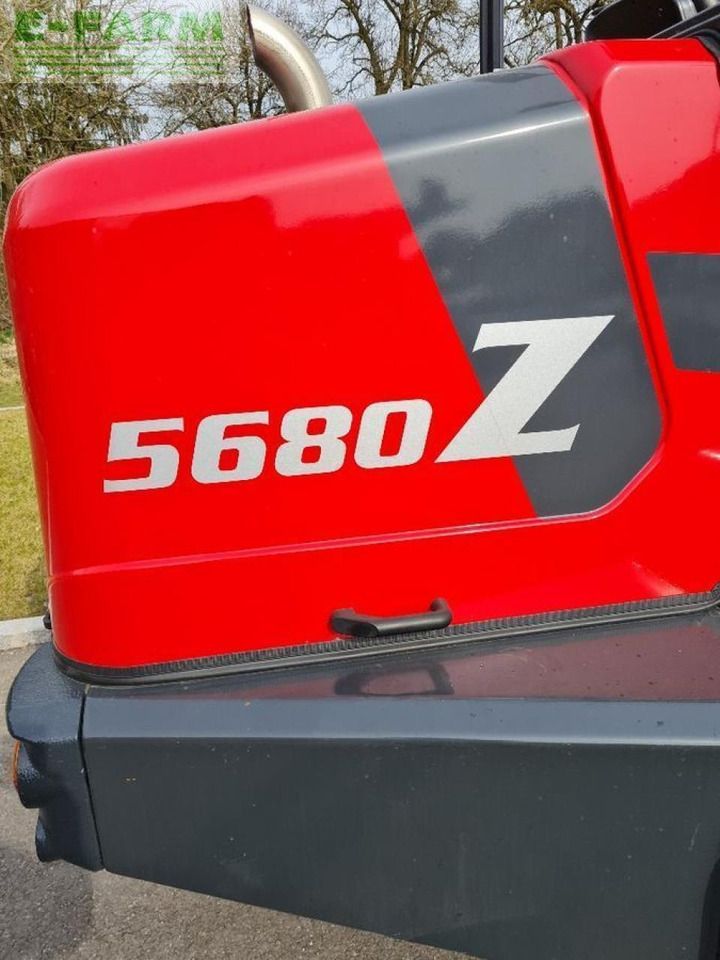 2021 Schäffer 5680Z mini excavator model decal close-up 2021 Schäffer 5680Z mini excavator model decal close-up