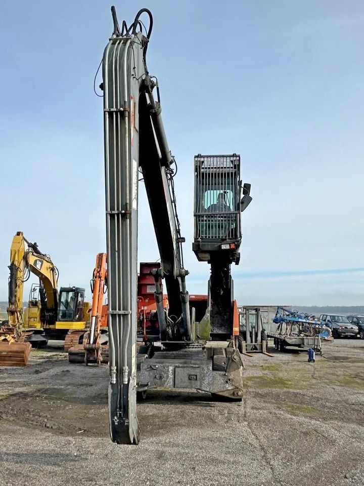 2011 Atlas 230MH material handler, front view