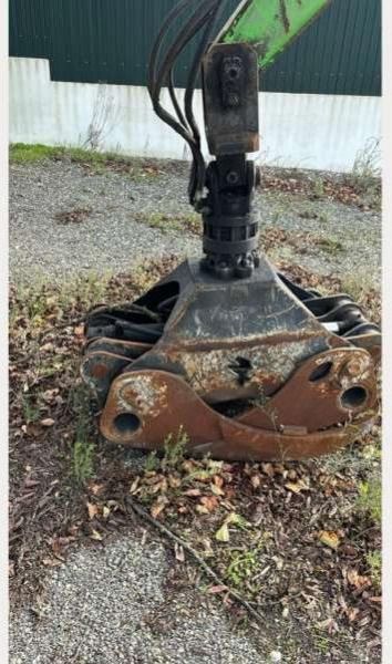 2008 Sennebogen 723 material handler grapple attachment 2008 Sennebogen 723 material handler grapple attachment