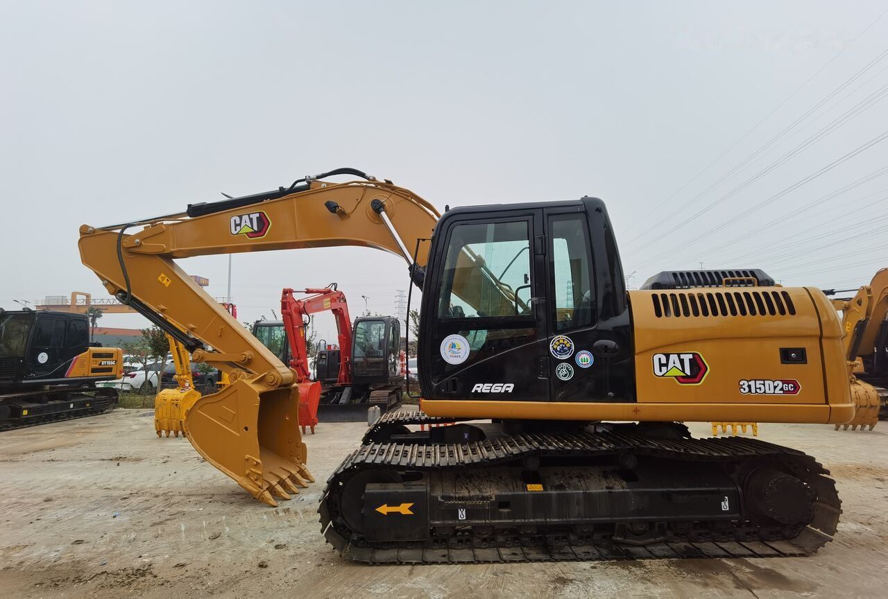 2020 Caterpillar 315D2 GC crawler excavator side view 2020 Caterpillar 315D2 GC crawler excavator side view
